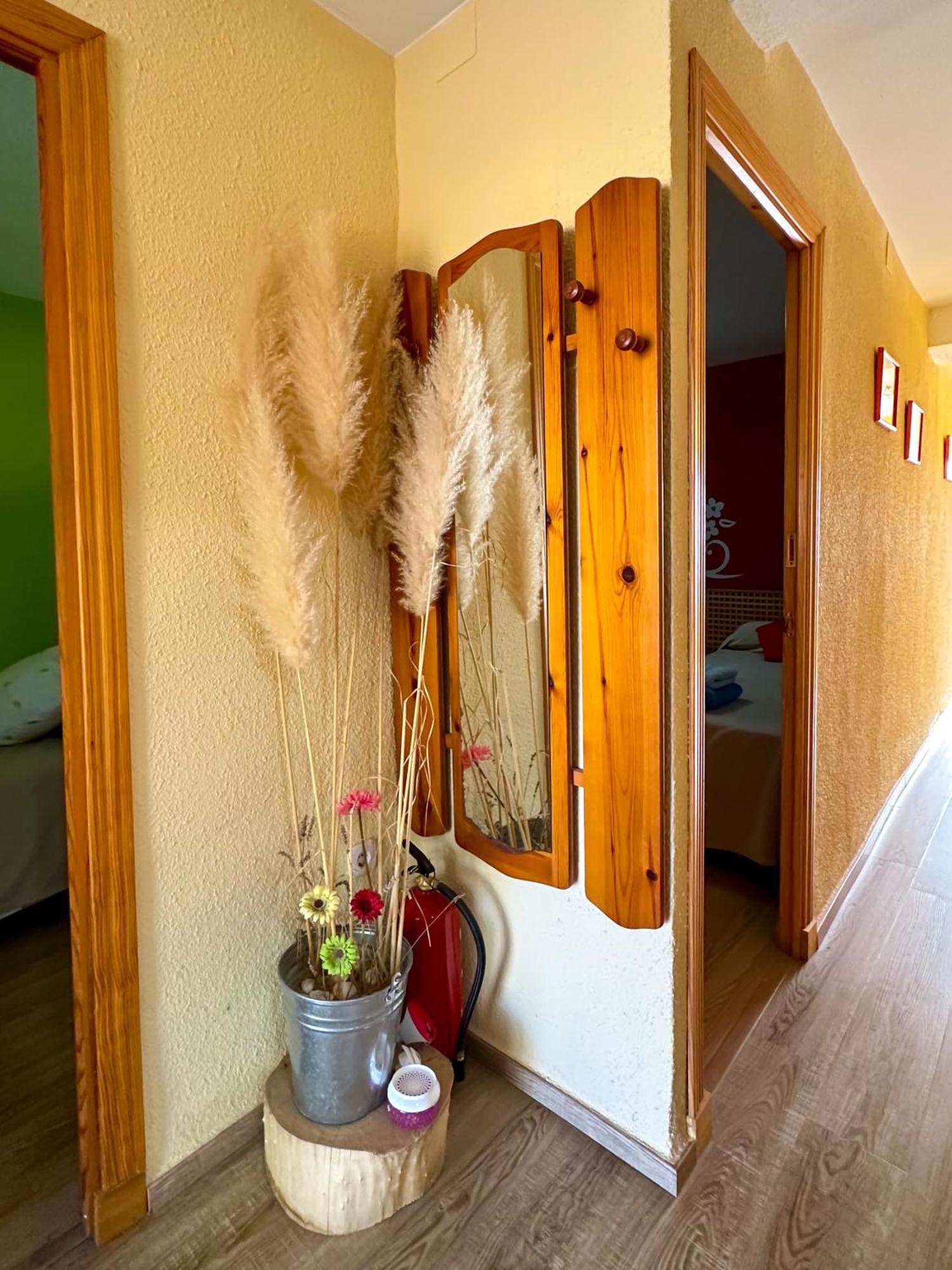 Casa Rural Los Pinos Valmuel Екстериор снимка